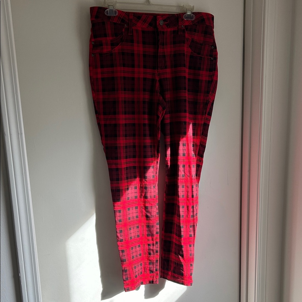 Time and Tru Red Checkered Women’s Pants